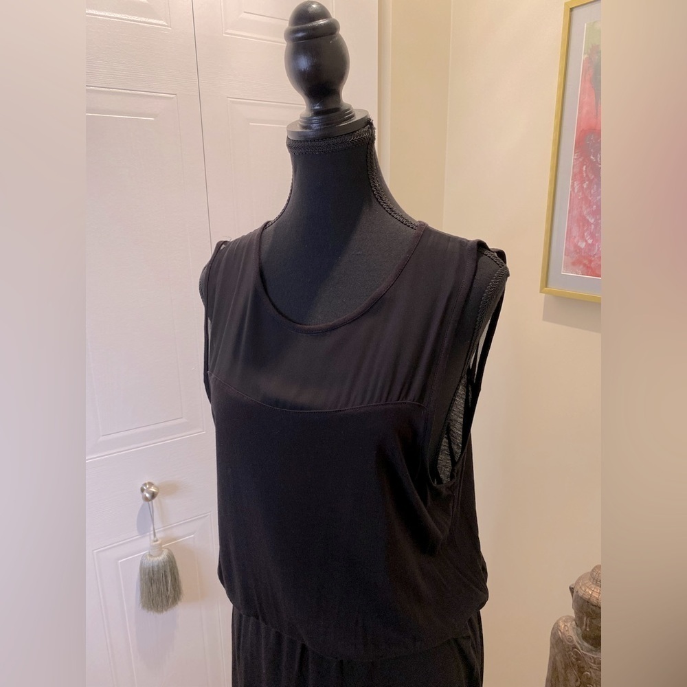H&M flowy sleeveless sheer partial top and hem  fabric w/ cinched waist 🖤 - Picture 7 of 11